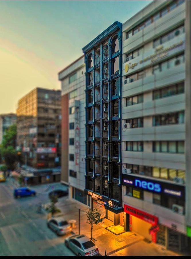 The Royals Hotel Smirne Esterno foto